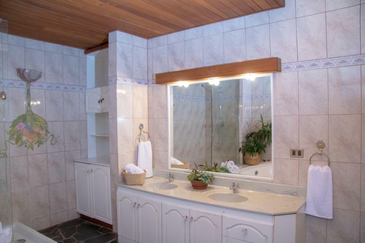 Hotel Casa Marron Villarrica Luaran gambar